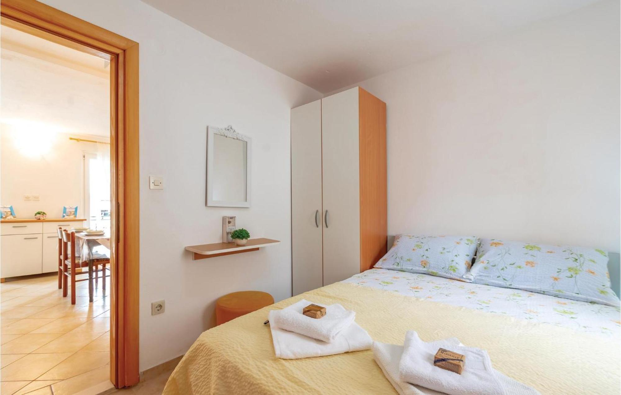 Lovely Apartment In Osobljava With Wifi Osobjava Εξωτερικό φωτογραφία